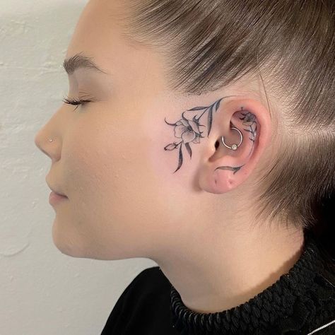 Elegant Face Tattoos For Women, Side Burn Tattoos, Small Face Tattoos, Hairline Tattoos, Ear Decoration, Face Tats, Face Tattoos For Women, Clever Tattoos, Facial Tattoos