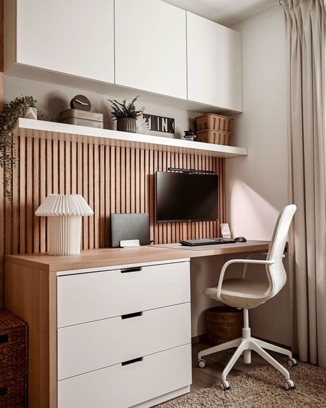 23  Practical Small Office Ideas & Tips (2024) - DrExplains Small Office Ideas, Minimalist Office Desk, Ikea Home Office, Small Office Design Interior, Home Office Closet, Ikea Office, Productive Work, Office Nook, Guest Room Office