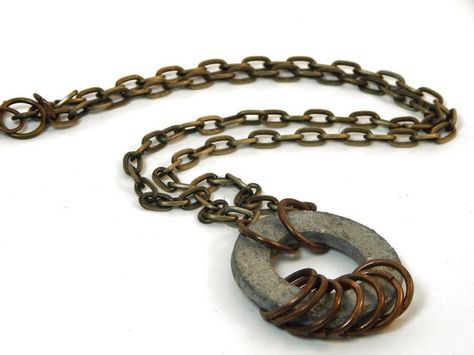 Diy Jewelry Pendants, Rara Avis, Wasteland Weekend, Jewelry Rustic, Hardware Jewelry, Boys Jewelry, Star Wars Fashion, Zen Style, Industrial Jewelry