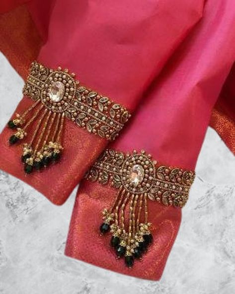 Hand Designs For Blouses Aari Work, Back Open Maggam Work Blouse Designs, Are You Work Blouse Designs, Elegant Aari Work Blouse Design, Bridal Aari Work Blouse Designs Latest, Latest Aari Blouse Designs, Art Work Blouse Design, Kundan Aari Work Blouse, Ariwork Blouse Design Latest