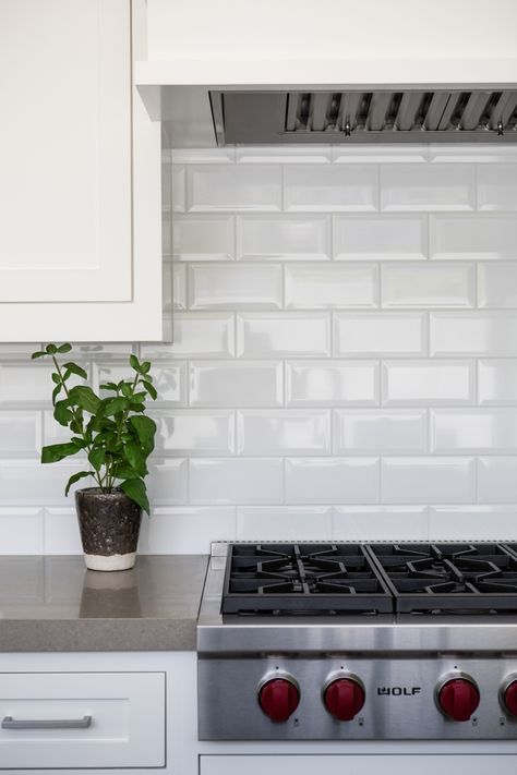 Bevelled Subway Tile Kitchen, 3x6 Beveled Subway Tile Backsplash, Beveled White Subway Tile Backsplash, White Subway Tile Kitchen Backsplash With Mosaic Accent, White Beveled Subway Tile Kitchen, Kitchen Tiles White, Beveled Subway Tile Kitchen, White Tiles Kitchen, White Subway Tiles Kitchen