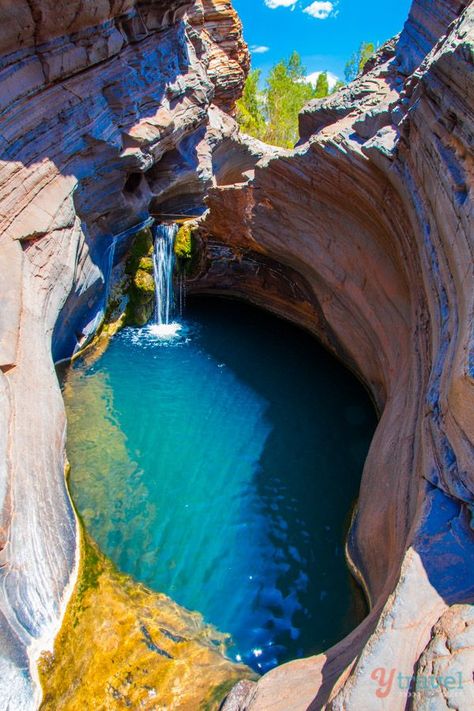 Hamersley Gorge, Karijini National Park, Western Australia - put this place on your Aussie travel bucket list Peisaj Abstract, Visit Australia, Bora Bora, Pretty Places, Australia Travel, Dream Destinations, Places Around The World, Western Australia, Vacation Spots