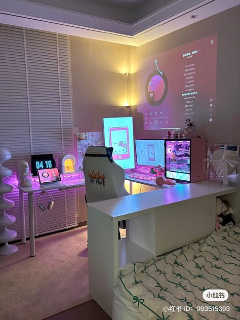 Small Pc Setup, Games Room Inspiration, Small Game Rooms, Gamer Room Decor, Bedroom Setup, Dekorasi Kamar Tidur, Room Redesign, Pinterest Room Decor, Gaming Room Setup