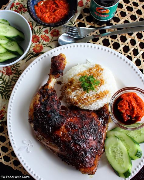 To Food with Love: Ayam Bakar (Indonesian Grilled Chicken) Indonesian Desserts, Chicken Menu, Quick Bites, Malaysian Cuisine, Ayam Bakar, Indonesian Cuisine, Singapore Food, Roast Chicken Recipes, Duck Recipes