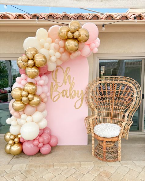 Baby Shower backdrops are the sweetest 😍 This is your reminder to book your balloon decor services for your baby shower 3-4 weeks in advance. To get a quote please fill out our inquiry form, text or email us. *Luxan Balloons services all of San Diego County. 📧info@luxanballoons.com 📱 619-759-8185 💻www.luxanballoons.com January Baby Shower Ideas For A Girl, Pink And Gold Baby Shower Decorations, Pink White And Gold Baby Shower Ideas, Princess Themed Baby Shower Ideas, Baby Shower Pink Theme, Pink And Gold Baby Shower Ideas, Pink Baby Shower Backdrop, Princess Baby Shower Ideas, Pink And Brown Baby Shower