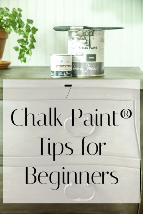 Chalk Paint Techniques, Chalk Paint Furniture Diy, Paint Tips, Painting Wood Furniture, Furniture Painting Techniques, Chalk Paint Projects, Diy Chalk Paint, White Chalk Paint, Diy Furniture Renovation