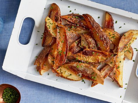 Vinegar Fries, Home Fries Recipe, Salt And Vinegar Chips, Vinegar Chips, Salt And Vinegar Potatoes, Potatoe Recipes, French Fries Recipe, Salt And Vinegar, Easy Potato Recipes