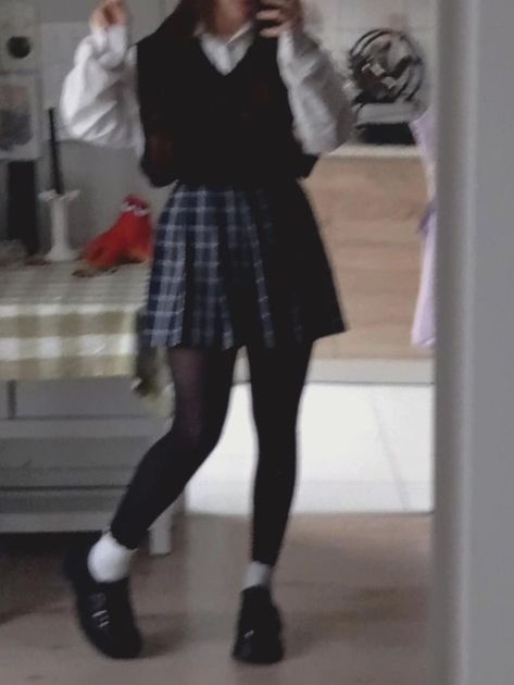 Dark Academia Outfit Sweater Vest, Plaid Skirt Outfit Dark Academia, Dark Academia Outfit With Skirt, Style Black Sweater Vest, Styling Black Sweater Vest, Academia Aesthetic Outfit Skirts, Vest Sweater Aesthetic, Blue Vest Aesthetic, Sweater Vest Outfits Aesthetic