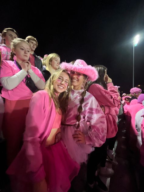 Pink Out Football Game Outfits, Pink Football Game, Pink Out Football, Football Game Outfit Highschool, Highschool Life, School Football Game, Fb Games, High School Football Games, Pink Football