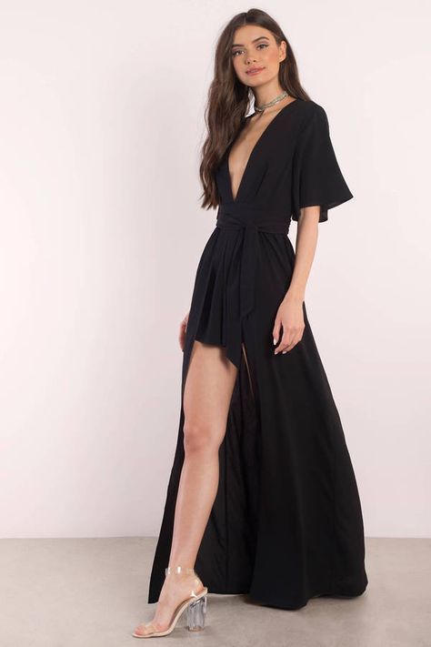 Step out of your comfort zone in the Rebecca Front Tie Romper Dress. Featuring a plunging neckline. Wear with simple heels. - Fast & Free Shipping For Orders over $50 - Free Returns within 30 days! Summer Prom Dress, Simple Heels, Wedding Pantsuit, Free Dresses, Maxi Dress Wedding, Pinterest Fashion, Romper Dress, Romper With Skirt, Petite Dresses