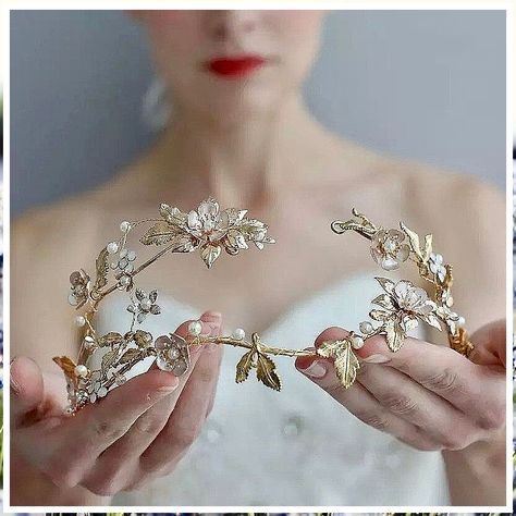 Winter Wedding Hair Pieces - A dark green and gold winter wedding in Cheshire Wedding Crown Floral, Rhinestone Accessories, Tiara Gold, Wedding Tiara Hairstyles, Pearl Bridal Headpiece, Winter Wedding Hair, Tiara Hair, Floral Tiara, Hair Crown