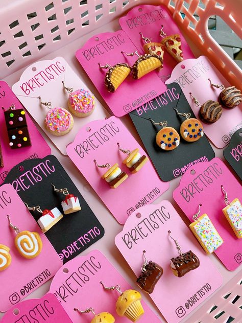 Candy Clay Earrings, Polymer Food Earrings, Polymer Clay Ideas Earrings, Diy Cute Earrings, Craft Earrings Ideas, Clay Earing Idea, Earring Ideas Clay, Cute Earrings Clay, Food Earrings Clay