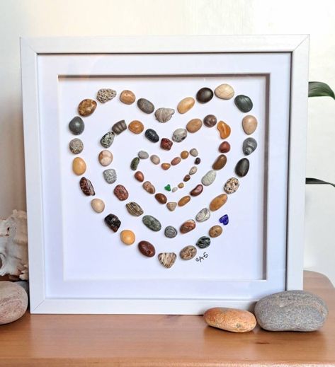 Seashell Art Diy, Sea Glass Art Projects, Seaglass Art, Art Coquillage, Seashell Wall Art, Seashell Projects, Shell Craft, Shell Crafts Diy, Glass Art Projects