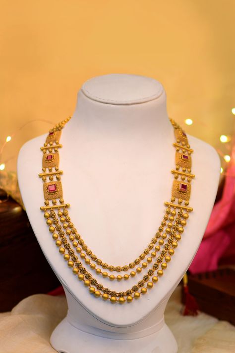 Latest Rani Haar Design Gold, Layer Gold Necklace Indian, Long Antique Necklace Gold, Raani Haar Gold Jewellery Designs, Rani Haar Gold Indian Bridal, Anklets Design, Indian Bridal Jewellery Set, Rani Haar Gold, Antique Necklace Gold