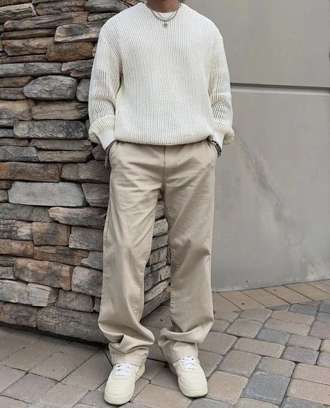 Black And White Outfit For Men, Wool Sweater Outfit, Cream Pants Outfit, Cream Sweater Outfit, Fits For Guys, White Sweater Outfit, Cream Outfit, Sweater Outfits Men, Guys Fashion Casual