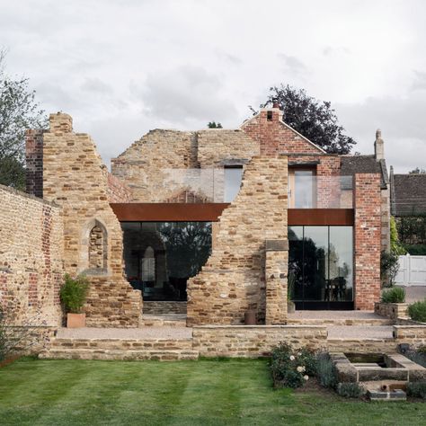 Architecture Extension, Ruins Architecture, Architecture Renovation, Renovation Architecture, British Architecture, Paint Modern, House Extensions, Stone Houses, Stone House