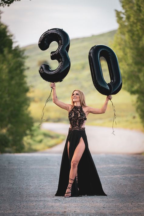 30th Birthday Picture Ideas, 30 Birthday Photoshoot Ideas, 30th Birthday Photoshoot Ideas For Women, 30th Birthday Ideas For Women Photoshoot, 30th Photoshoot, 30th Birthday Outfit, 30th Birthday Ideas For Women, 40th Bday Ideas, 30th Birthday Themes