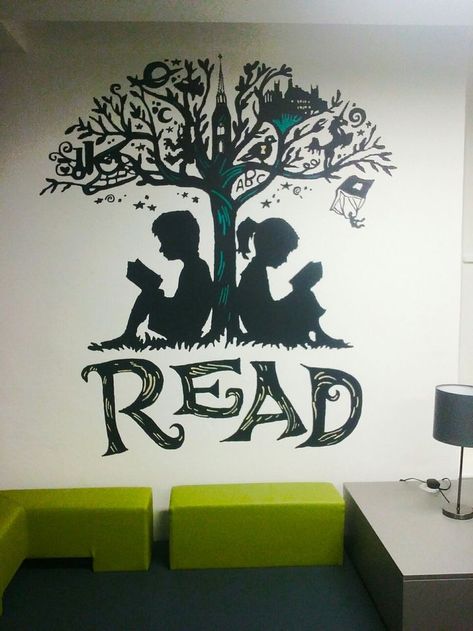 Library Mural, School Wall Decoration, School Library Decor, Seni Mural, School Library Displays, خريطة ذهنية, Children Reading, Library Book Displays, School Wall Art