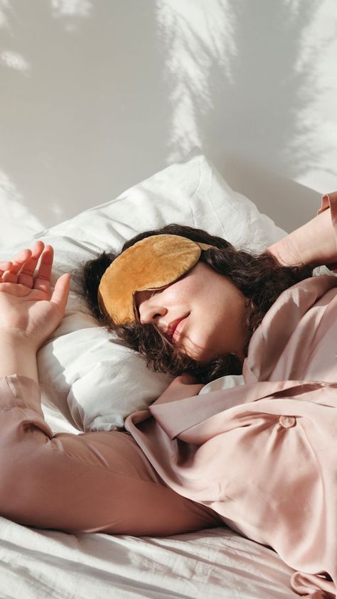 Paper Crafts Ideas, Benefits Of Sleeping, Bedtime Rituals, Best Sleep Mask, Heavy Sweating, Mask Aesthetic, Stages Of Sleep, Bedtime Ritual, Rem Sleep