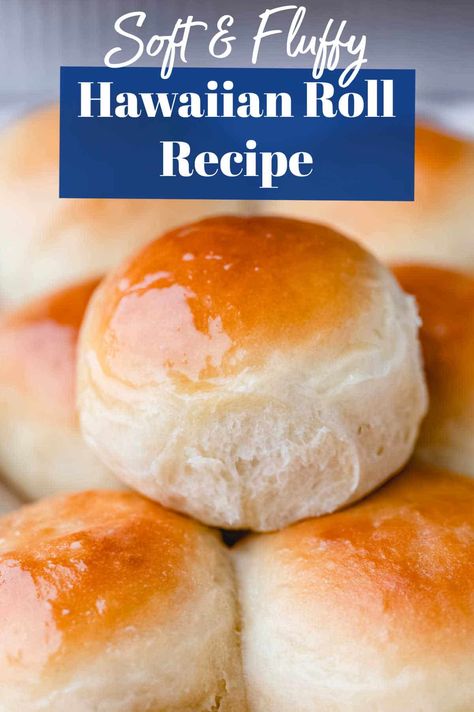 Make your own copycat version of the best Hawaiian Sweet Rolls at home with this made-from-scratch Hawaiian roll recipe that's so easy! Sweet Hawaiian Tortillas, Copycat Hawaiian Sweet Rolls, Hawian Roll Recipes, Hawaiian Roll Recipes, Homemade Hawaiian Rolls, Honey Yeast Rolls, Hawaiian Rolls Recipe, Hawaiian Bread Rolls, Cooking Therapy