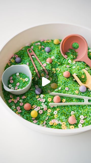 Inspire My Play ® on Instagram: "Making this super pretty spring sensory play base is so easy! We coloured rice in two shades of green and added a special ingredient- some flower sprinkles! We found these on Amazon where there seems to be all sorts of sprinkles/ sugar decorations to enhance your rice play! . We added some felt balls for some extra fun and used scoops, bowls, tongs and funnels-all available (along with the PlayTRAY) from our website inspiremyplay.com  . . . #inspiremyplaytray #sensoryplay #inspiremyplay #springplay #sensorybin #playtray #trayplay #tufftray #sensoryplayideas" Spring Sensory Play, Flower Sprinkles, Spring Sensory, Coloured Rice, Sugar Decorations, Colored Rice, Sensory Activity, Tuff Tray, Messy Play