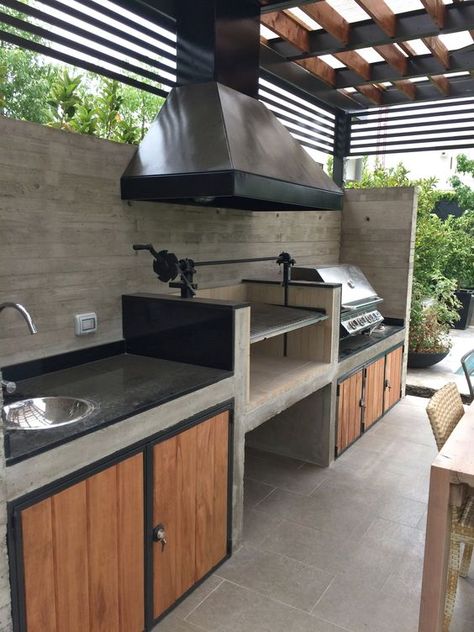 Design Grill, Outdoor Kitchen Countertops, Dirty Kitchen, Outdoor Kitchen Decor, Outdoor Kitchen Bars, Outdoor Bbq Kitchen, Outdoor Kitchen Appliances, Patio Kitchen, Outdoor Kitchen Design Layout