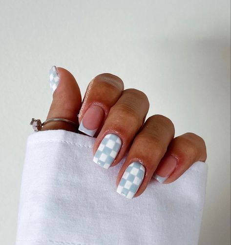 Checkered Nails Short, White Nails Inspo, Nails Checkered, Nail Inspo Aesthetic, Nails Plain, Do It Yourself Nails, Checkered Nails, April Nails, Wow Nails