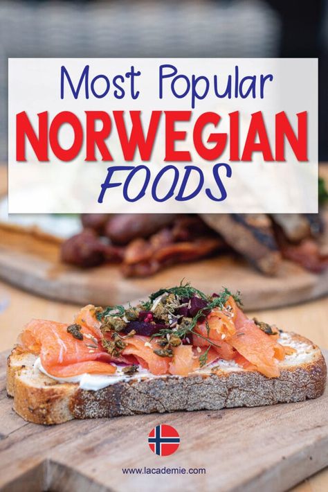 Norwegian Charcuterie Board, Norwegian Smorgasbord Ideas, Nordic Appetizers, Norwegian Food Dinners, Norwegian Main Dishes, Scandinavian Dinner Recipes, Norway Food Recipes, Norwegian Food Recipes Traditional, Norway Food Traditional