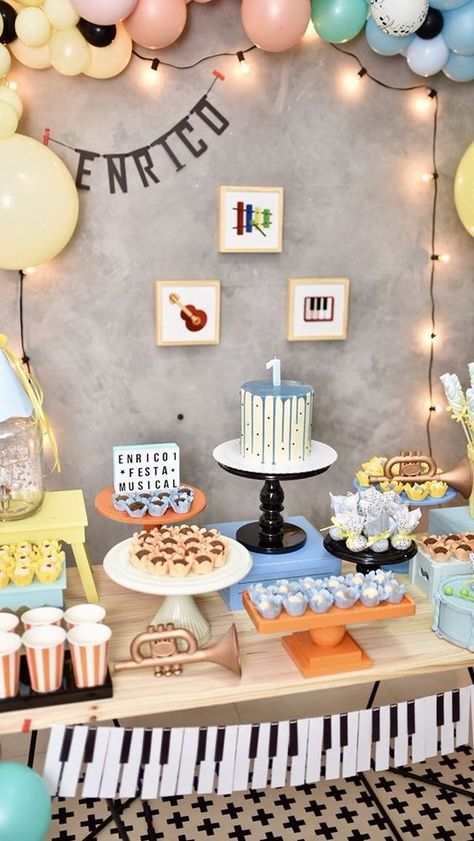 Music Themed Birthday Party Decorations, Music Festival Birthday, Ideas For 1st Birthday, Music Birthday Party, Music Theme Birthday, Music Themed Parties, 1 Year Birthday, 1st Birthday Party Themes, Music Birthday