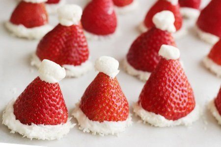 Santa Hat Dessert, Peppermint Brownie Bites, Strawberry Santa Hats, Strawberry Santa, Chocolate Peppermint Brownies, Strawberry Santas, Christmas Strawberry, Christmas Party Treats, Food Strawberry