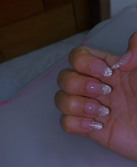 #nails #design #idea #shiny #glitter Dream Nails, Nails Design, White Nails, Glitter Nails, Manicure, Glitter, Nails, Design