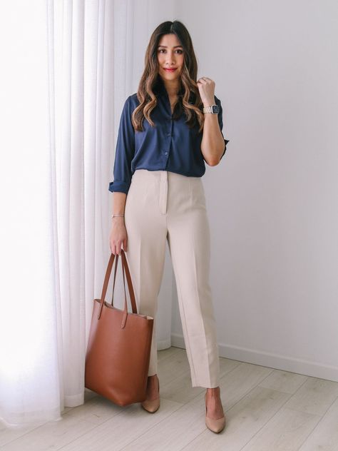 Semi Formal Wear Women, Semi Casual Outfit Women, Office Wear Women Work Outfits, Office Wear Outfit, Official Dress, Women Office Outfits, Simple Work Outfits, Smart Casuals, White Pant