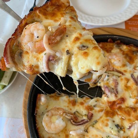 Seafood Pizza, Food Seafood, Mlem Mlem, Meals Healthy, Pizza Food, Tools Kitchen, Food Recepie, Food Goals, Healthy Delicious