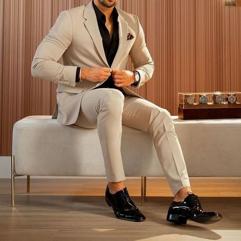 TipTopGents — Beige colour blazer a new sensation in men's... Costume Beige, Beige Wedding, Beige Suits, Groom Tuxedo, Suits Men, Bae Goals, Party Attire, Prom Ideas, Groomsmen Suits