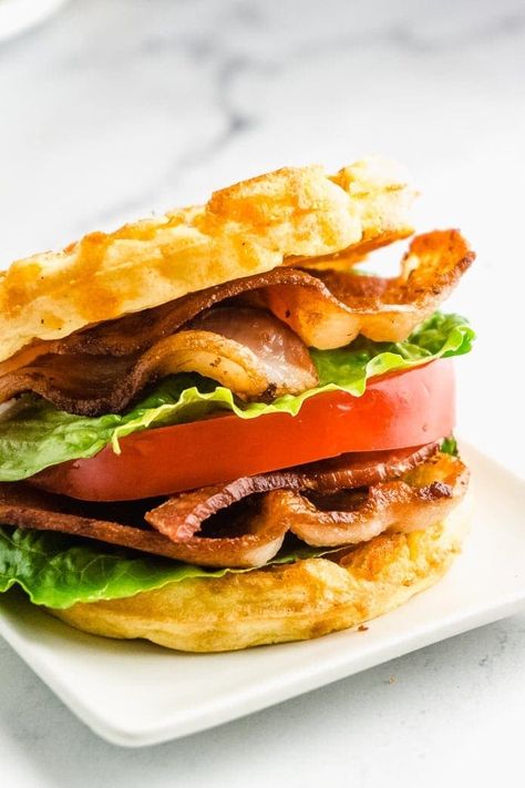 Chaffle Bread, Keto Blt, Chaffle Sandwich, Keto Sandwiches, Chaffle Recipes, Low Carb Sandwiches, Bacon Sauce, Keto Chaffles, Keto Chicken Salad