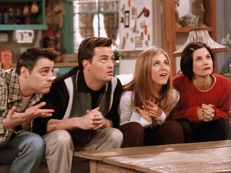 11 More 'Friends' Deleted Scenes You Have Never Seen Before Friends Trivia, Friends Reunion, Friends Scenes, Matt Leblanc, Friends Episodes, David Schwimmer, Ross Geller, Friends Cast, Friends Tv Series