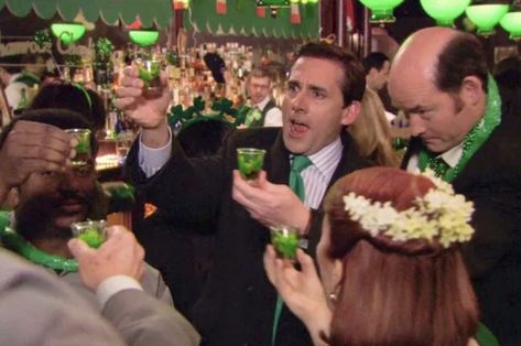 Michael Scott Quotes, 2 Broke Girls, Burst Out Laughing, Michael Scott, St Paddys Day, St Paddy, Paddys Day, Types Of People, Getting Drunk