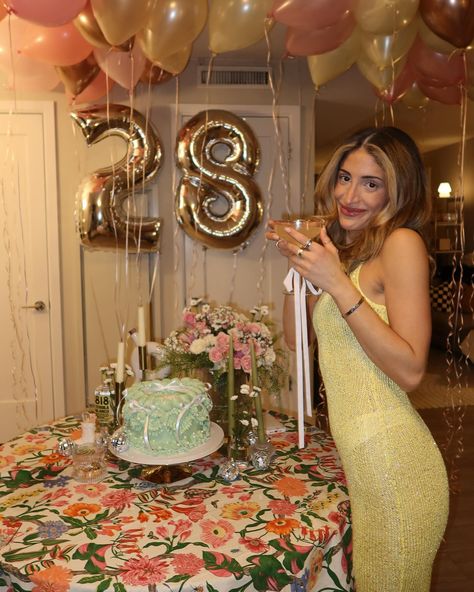 twenty ATE Twenty Ate Birthday, Scorpio Aura, March 4, Birthday Woman, 30th Birthday, Birthday Ideas, The Twenties, Aura, Party Ideas