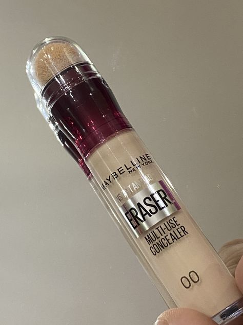 Corrector Sephora, Maybelline Concealer, Maybelline Instant Age Rewind, Essence Makeup, Age Rewind, Makeup Accesories, Best Concealer, Makeup Needs, Fancy Makeup