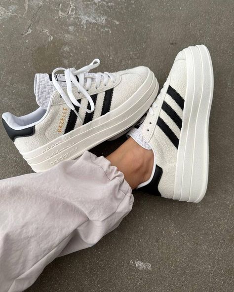 Adidas Gazelle Shoes, Adidas Suede, Shoes Sneakers Casual, Gazelle Adidas, Adidas Gazelle Bold, Gazelle Shoes, Dream Shoe, Shoes Sneakers White, Gazelle Bold