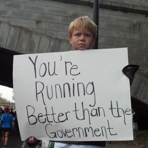 The Best Marathon Signs | Shape Magazine Running Signs, Marathon Signs, Work Signs, Running Memes, Running Posters, Marathon Motivation, Running Humor, Running Quotes, Funny Work