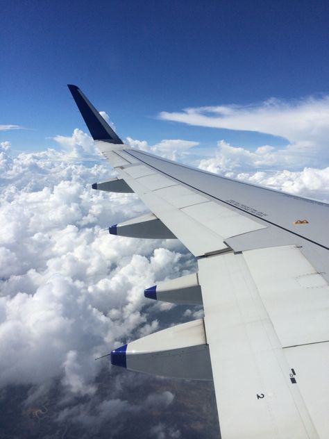 Indigo Airlines en route to Bombay Indigo Airlines Aesthetic, Indigo Flight Snap, 2023 Era, Indigo Aesthetic, Plane Window View, Indigo Airlines, Vision 2023, Goa Travel, Airplane Window View