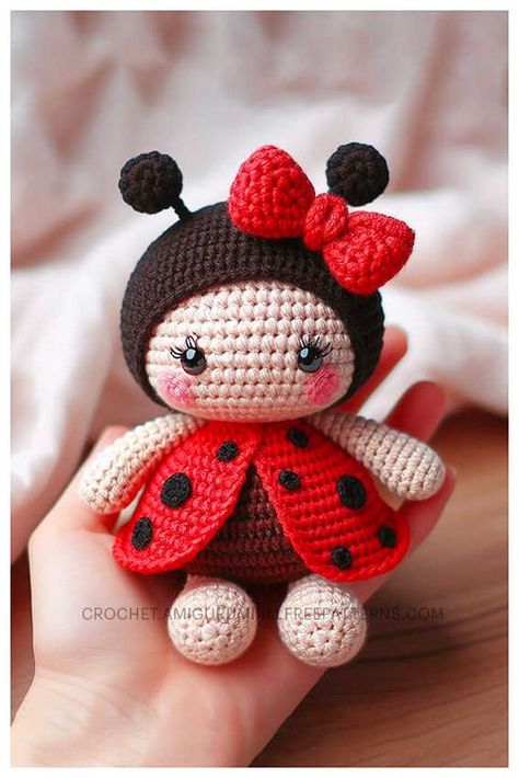 Amigurumi Ladybug Crochet Free Pattern Crochet Ladybug Pattern Free Amigurumi, Crochet Ladybug Pattern Free, Arigumi Crochet Amigurumi, Crochet Amigurumi Free Pattern, Ladybug Crochet, Lidia Crochet Tricot, Crochet Ladybug, Crochet Keychains, Baby Ladybug