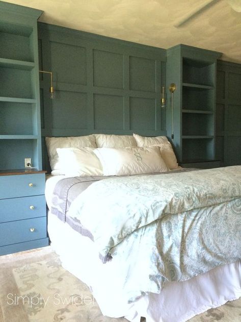 Painted Rooms, Bedroom Makeover Diy, Bedroom Built Ins, Built In Dresser, Murphy Beds, Remodel Bedroom, Book Shelf, Cool Stuff, Bedroom Storage