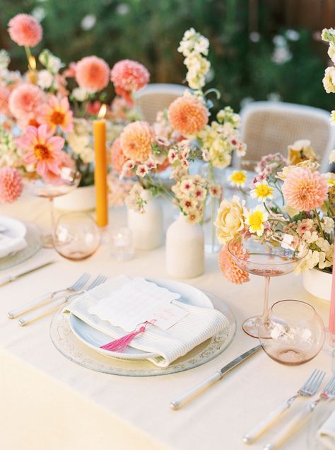 Spring Brunch Wedding, Indoor Spring Wedding, Picnic Moodboard, Spring Wedding Tablescapes, Malibu Vibes, Bridal Garden Party, Backyard Garden Party, Reception Florals, Wedding Fairy