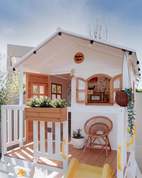 Cubby House Ideas, Playhouse Interior, Kids Cubby Houses, Kids Cubbies, Backyard Kids Play Area, Backyard Playhouse, Wendy House, Tree House Kids, Cubby House