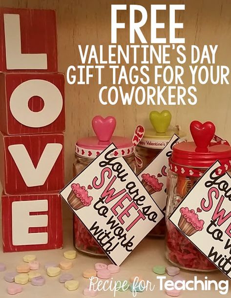 Free Valentine's Day tags for co-teachers. You are sweet to work with! Valentines Day For Coworkers, Holiday Gifts For Coworkers, Valentines Day Office, Coworkers Valentines, Saint Valentin Diy, Valentines Bricolage, Teacher Valentine Gifts, Valentines Gift Tags, Staff Gifts