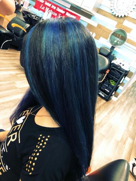 Two tones of blue highlights in black hair. Striped Colored Hair, Blue And Black Hair Highlights, Black And Blue Striped Hair, Electric Blue Highlights In Black Hair, Chunky Highlights Blue And Black, Blue Hair Ideas For Black Hair, Dark Blue With Light Blue Highlights, Dark Blue Hair Light Blue Highlights, Black And Blue Skunk Hair