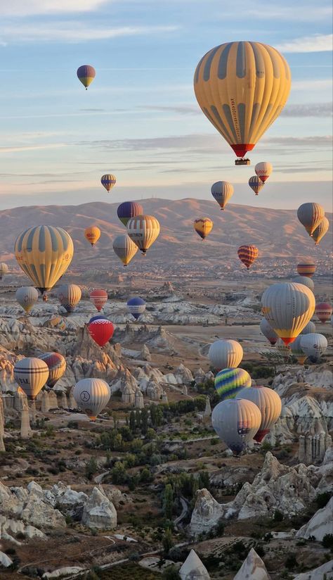 Cappadocia Turkey, Dream Travel Destinations, Turkey Travel, Hot Air Balloons, Air Balloons, Beautiful Places To Travel, Travel Inspo, Pretty Places, Dream Destinations