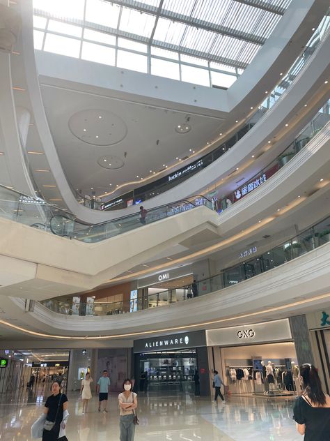 Korea Mall Aesthetic, Korean Shopping Mall Aesthetic, Aesthetic Mall, Mall Aesthetic, Korea City, Korea Shopping, Vlog Aesthetic, Luxury Aesthetics, Asia City